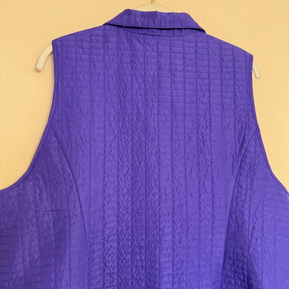 Chicos Quilted Vest Size 3 XL 16 Purple Full Zip w/ Pockets Lightweight LIKE NEW - Picture 11 of 16